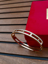 Load image into Gallery viewer, Gemzlane Antitarnish Designer  openable Bracelet