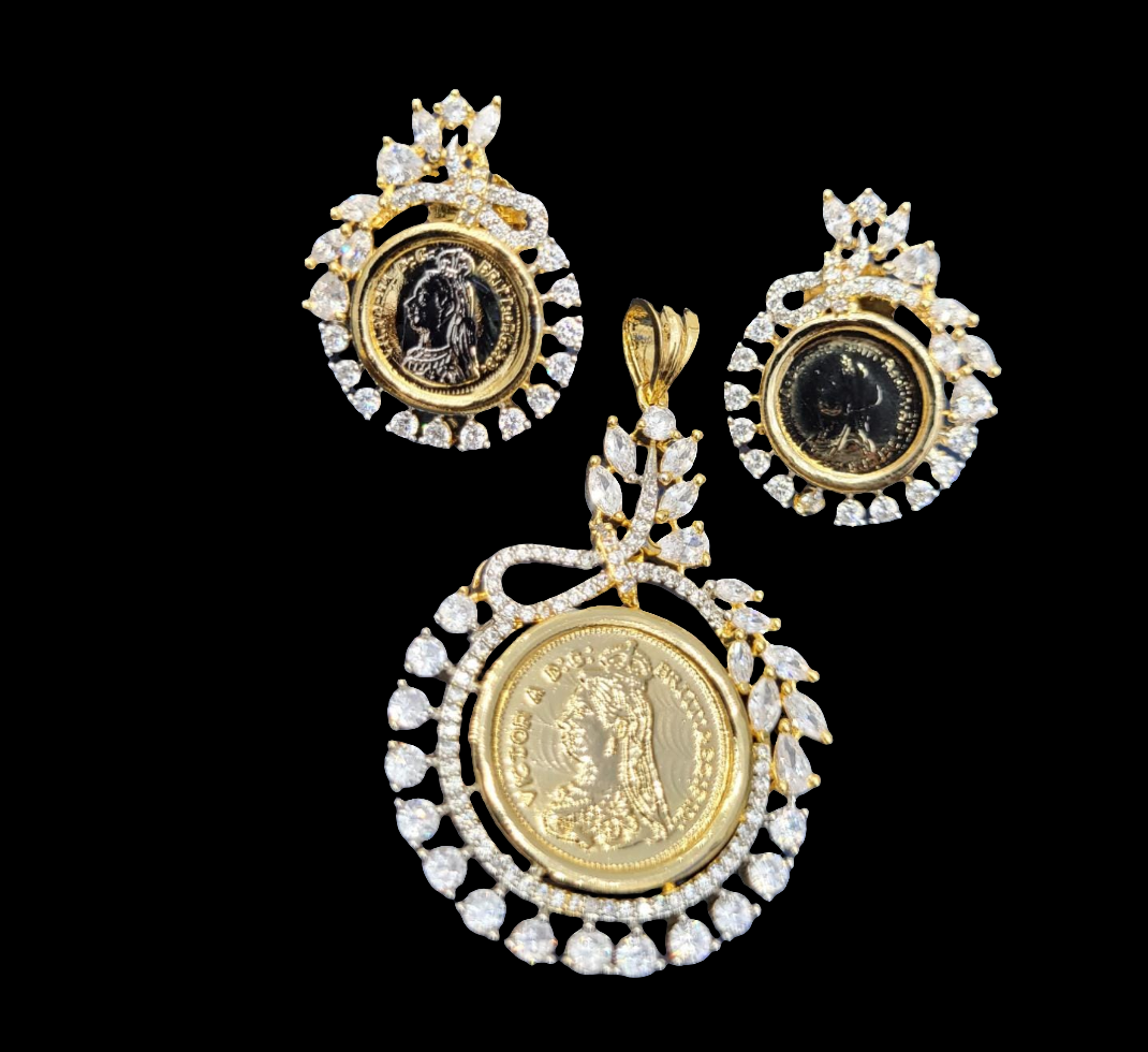 Ginni Pendant Necklace Set Gemzlane