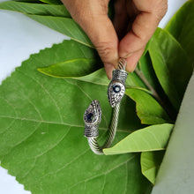 Load image into Gallery viewer, Gemzlane oxidized silver tone Bracelet.