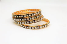 Load image into Gallery viewer, Gemzlane Trendy set of 4 bangles - Gemzlane