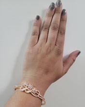 Load image into Gallery viewer, Rishiba Rosegold plated cz openable Bracelet