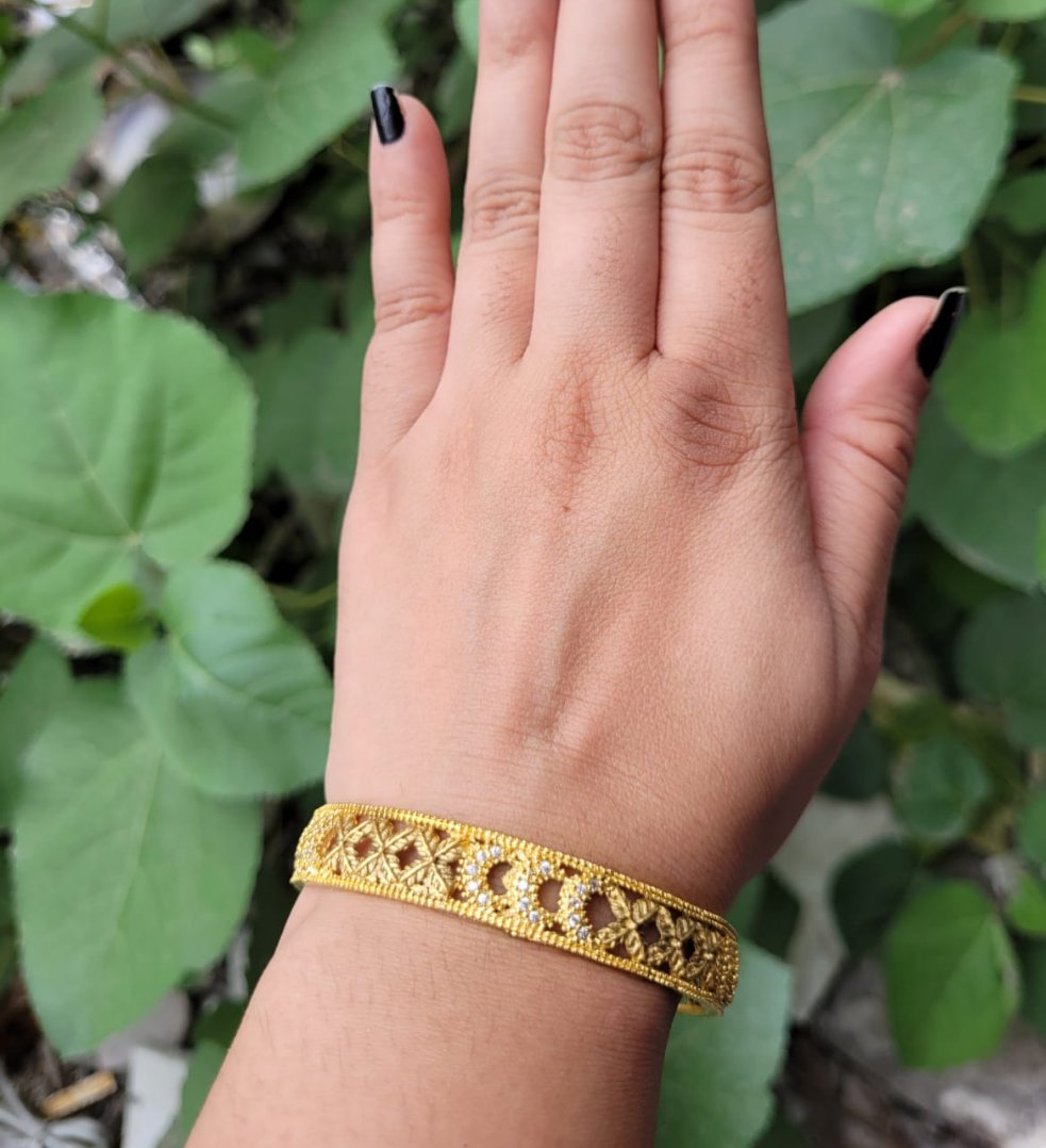 Gemzlane Designer Golden Kada bangle Gemzlane