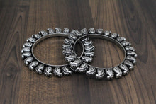 Load image into Gallery viewer, Gemzlane oxidized silver tone pair of bangles - Gemzlane