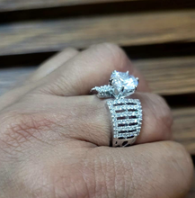Load image into Gallery viewer, Akansha cz adjustable Ring