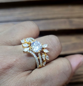 White shine adjustable Ring