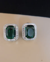 Load image into Gallery viewer, Emerald diamond Studs Earrings