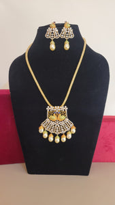Gemzlane stunning pendant necklace set