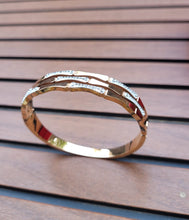 Load image into Gallery viewer, Gemzlane Antitarnish Designer  openable Bracelet