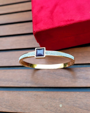 Gemzlane Antitarnish Designer  openable Bracelet
