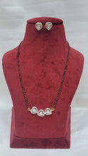 Load image into Gallery viewer, Triple heart Mangalsutra necklace set
