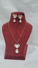 Load image into Gallery viewer, Blue Fusion Polki  Diamond Pendant Necklace Set