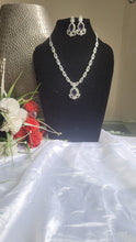 Load image into Gallery viewer, Purple Zirconia Diamond Necklace set