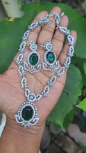 Load image into Gallery viewer, Emerald Green  Diamond Necklace set