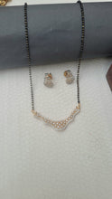 Load image into Gallery viewer, Geet Mangalsutra pendant necklace set
