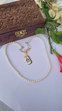 White Pearls necklace