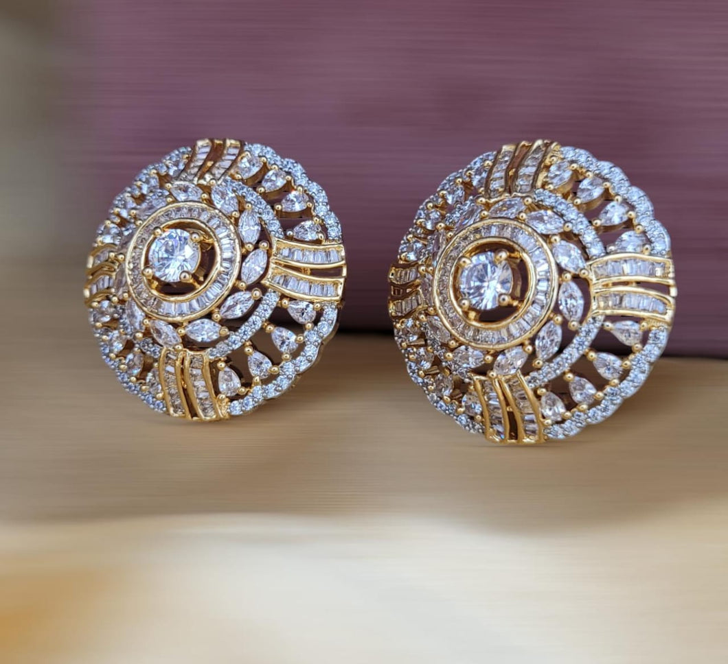Majestic Studs Earrings