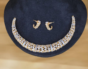 Hasli white Diamond Necklace set