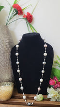 Load image into Gallery viewer, Designer Multi Pearl Beaded Necklace
