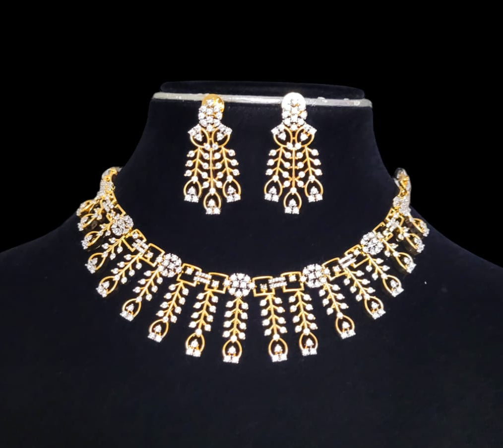 Dewdrops White Diamond Necklace Set