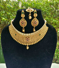 Load image into Gallery viewer, Ananya traditional Necklace set with maangtikka