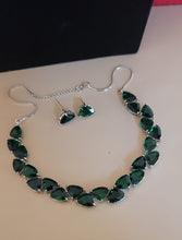 Load image into Gallery viewer, Alia Green Diamond Necklace set