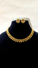Load image into Gallery viewer, Rukmini traditional Necklace set