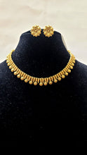 Load image into Gallery viewer, Rukmini traditional Necklace set