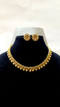 Load image into Gallery viewer, Rukmini traditional Necklace set