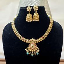 Load image into Gallery viewer, Aishwarya traditional Necklace set