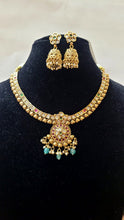 Load image into Gallery viewer, Aishwarya traditional Necklace set