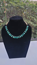 Load image into Gallery viewer, Natural green Drops designer  necklace set
