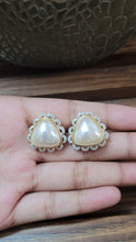 Load image into Gallery viewer, Classic Pearl Diamond Earrings