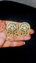 Load image into Gallery viewer, Heritage Studs Earrings