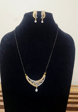 Load image into Gallery viewer, Niharika Mangalsutra pendant necklace set