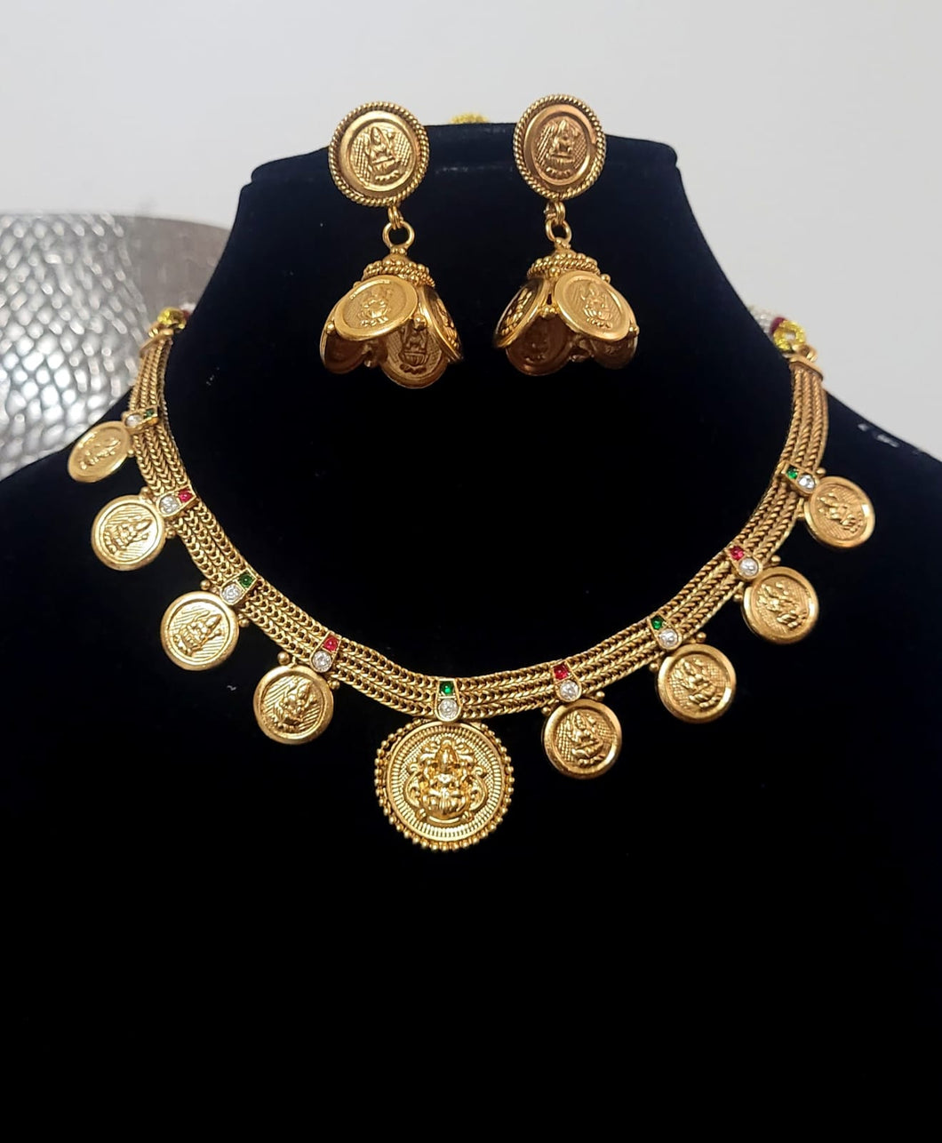 Goddess Red green traditional Necklace set