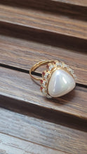 Load image into Gallery viewer, Ruby glow finger Ring (Copy)