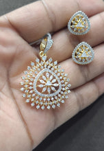 Load image into Gallery viewer, Galaxy Diamond Pendant Necklace Set