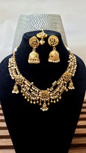 Load image into Gallery viewer, Anushka traditional Necklace set with maangtikka