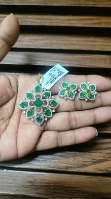 Emerald Diamond Pendant Necklace Set