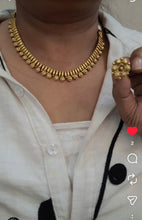 Load image into Gallery viewer, Rukmini traditional Necklace set