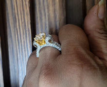 Load image into Gallery viewer, Prachi Solitaire Cz Ring