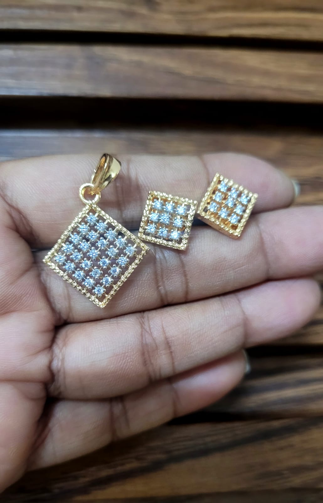 Dainty Diamond Pendant Necklace Set