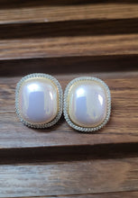 Load image into Gallery viewer, Royal Pearl Statement Earrings