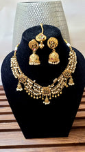 Load image into Gallery viewer, Anushka traditional Necklace set with maangtikka