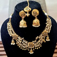 Load image into Gallery viewer, Anushka traditional Necklace set with maangtikka