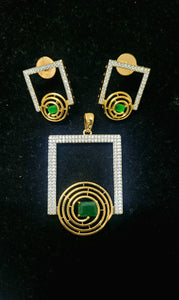 Geo Diamond Pendant Necklace Set