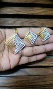 Geetanjali Diamond Pendant Necklace Set