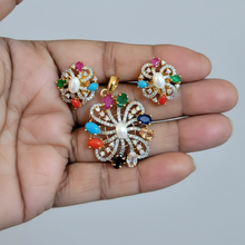 Load image into Gallery viewer, Navratn Pendant Necklace Set