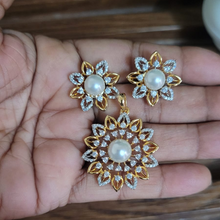 Load image into Gallery viewer, Sitara cz  Pendant Necklace Set