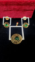 Load image into Gallery viewer, Geo Diamond Pendant Necklace Set